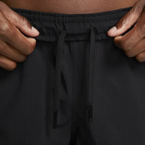 Шорти Nike Dri-FIT Adv A.P.S DQ4816-010