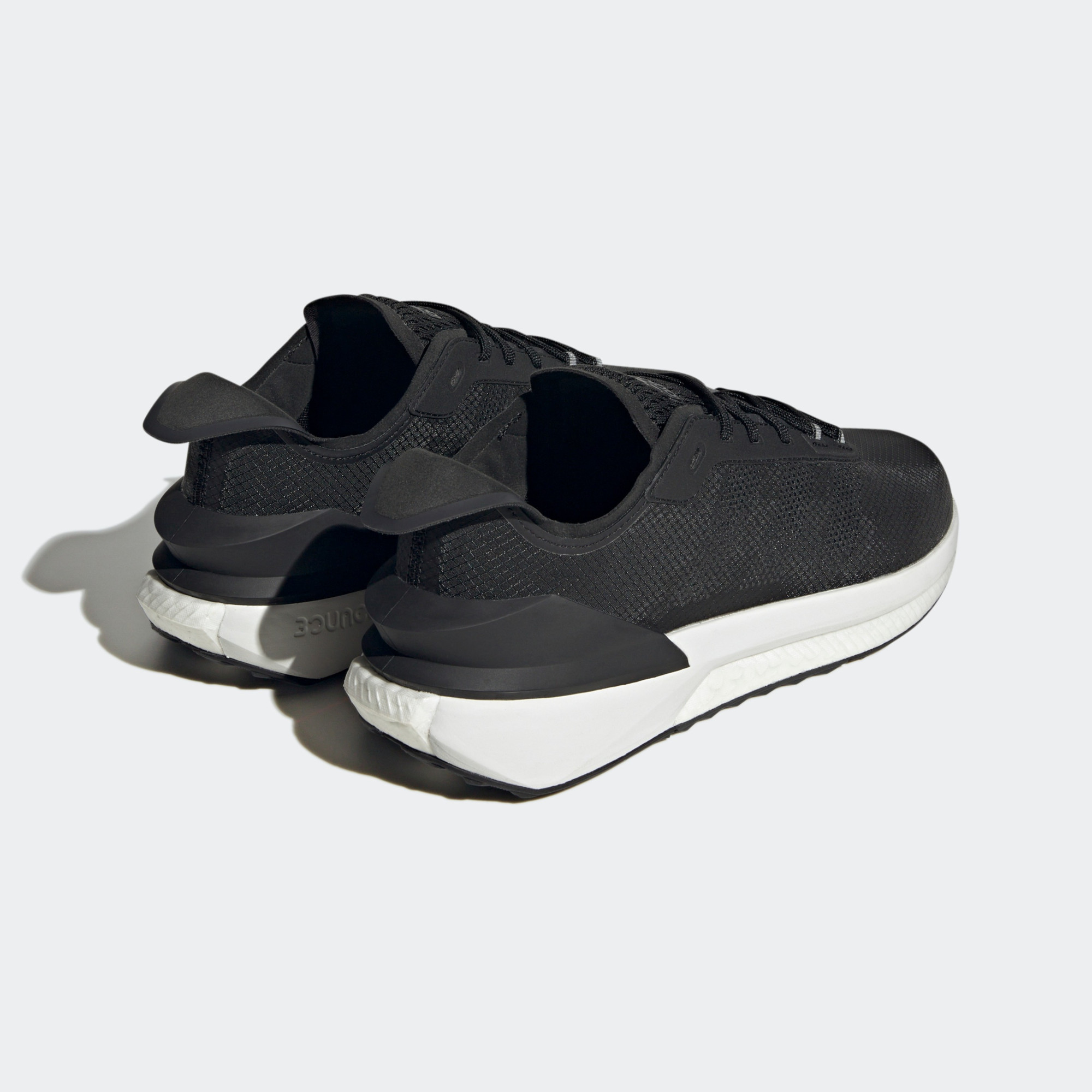 Кросівки Adidas Avryn HP5968