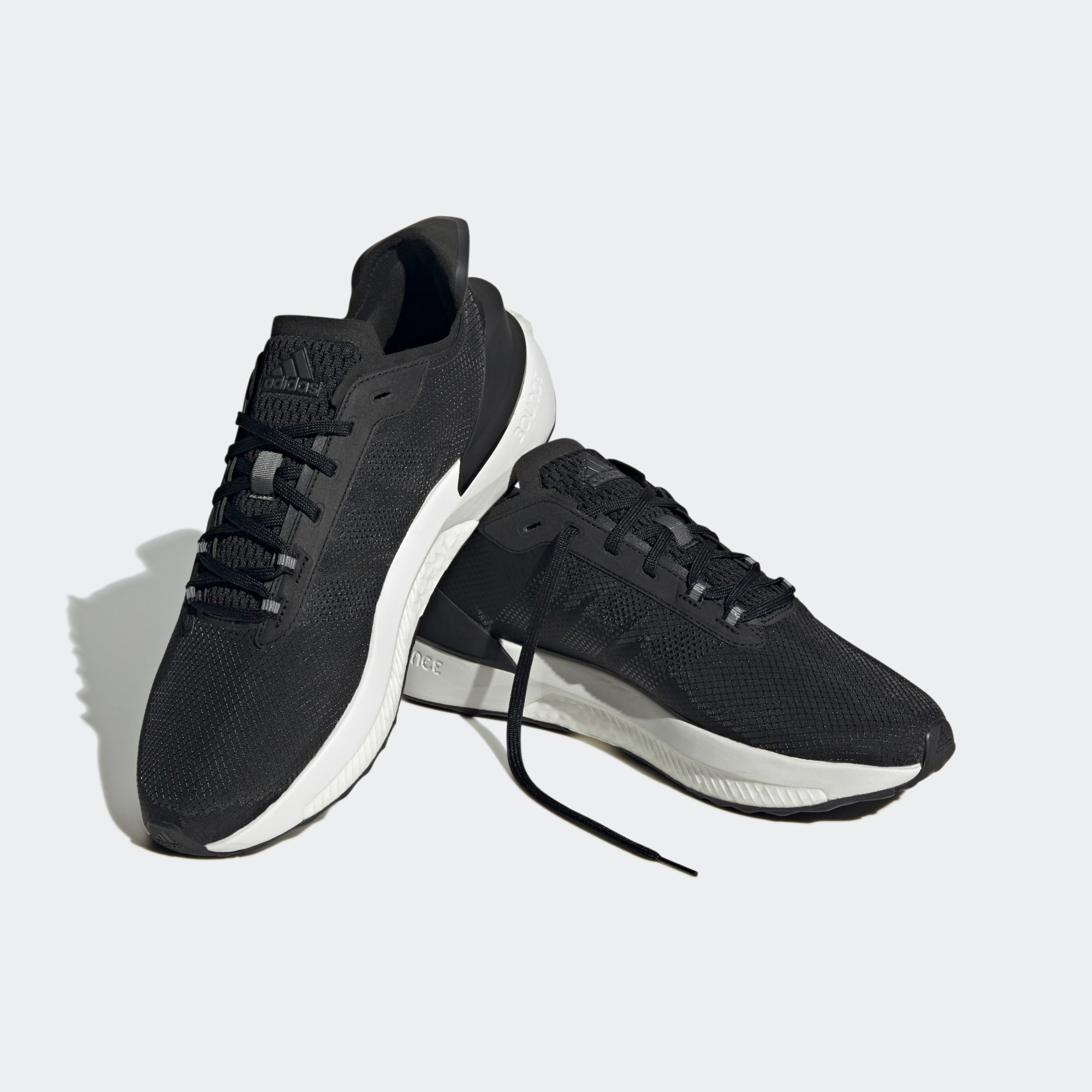 Кросівки Adidas Avryn HP5968