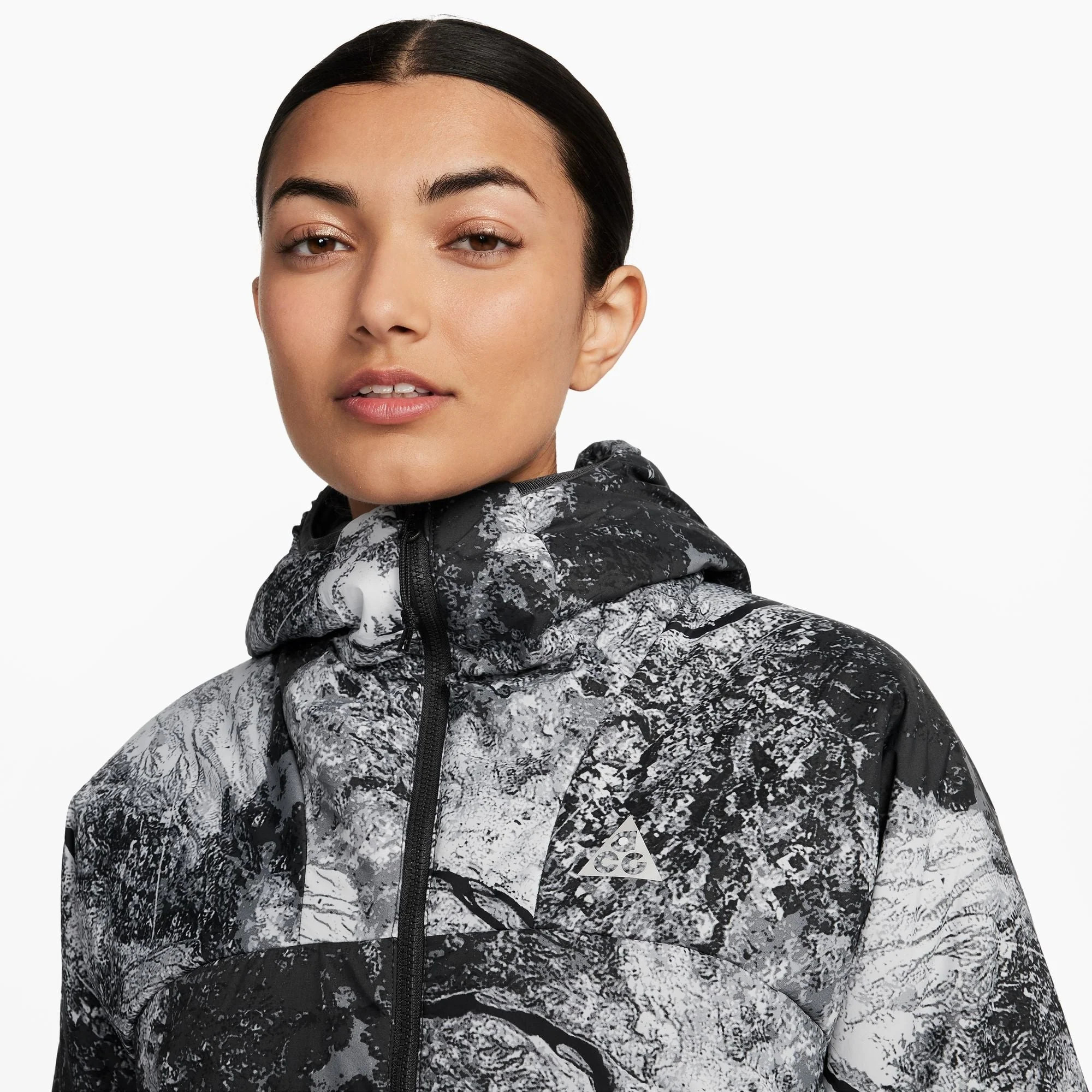 Куртка Nike ACG Therma-FIT ADV "Rope de Dope" Women's Jacket FN1919-060