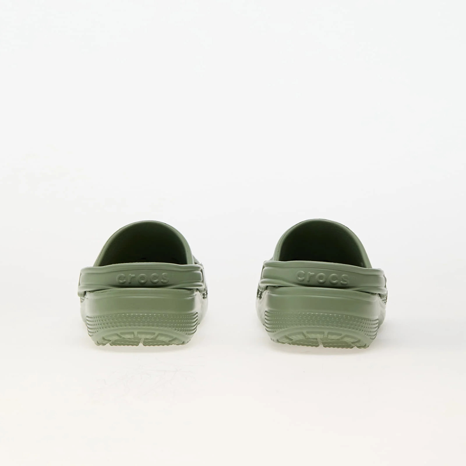 Тапочки Crocs Classic Lockdown Clog 210393-3WP