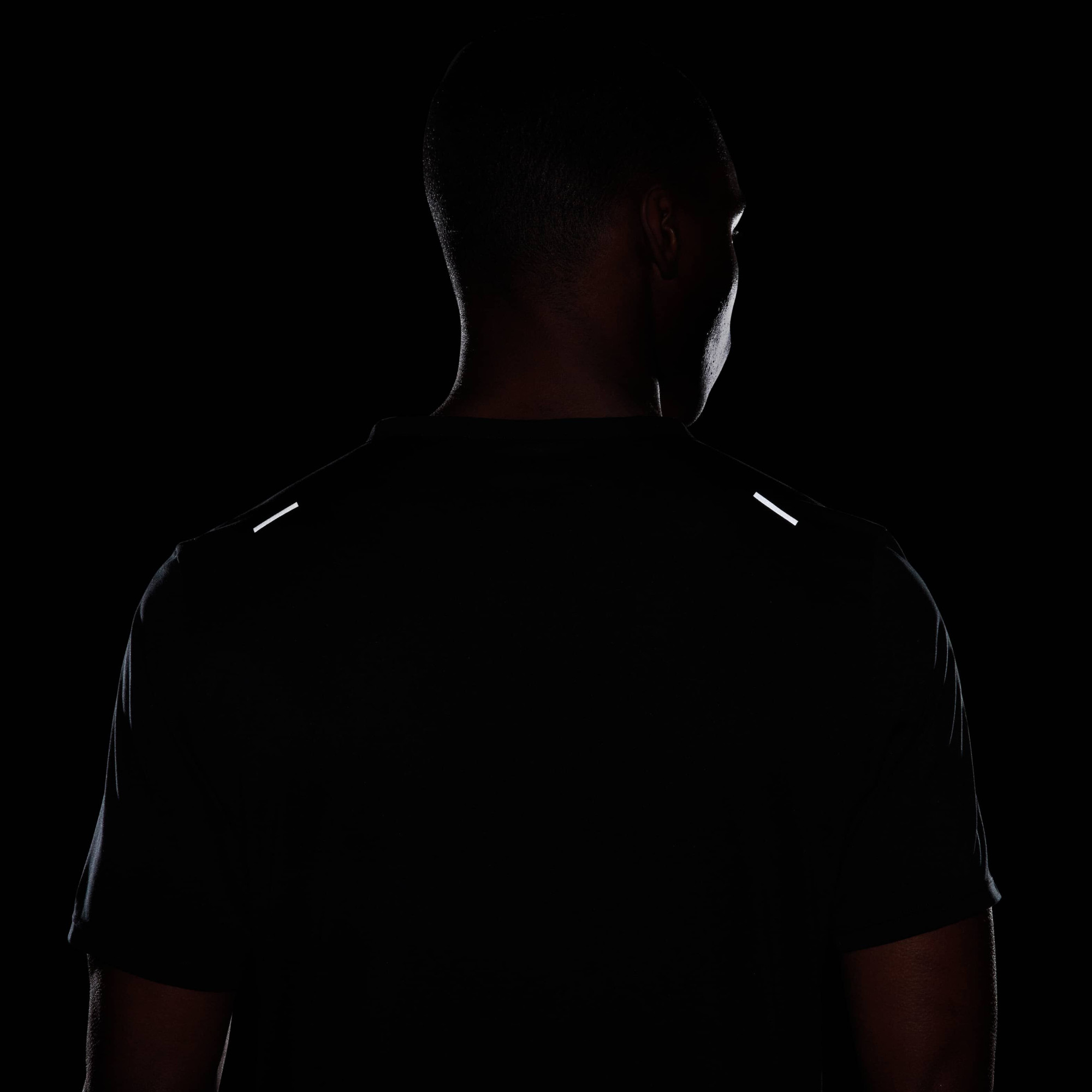 Футболка Nike M NSW AIR MAX TC PK DF TEE HQ4904-010