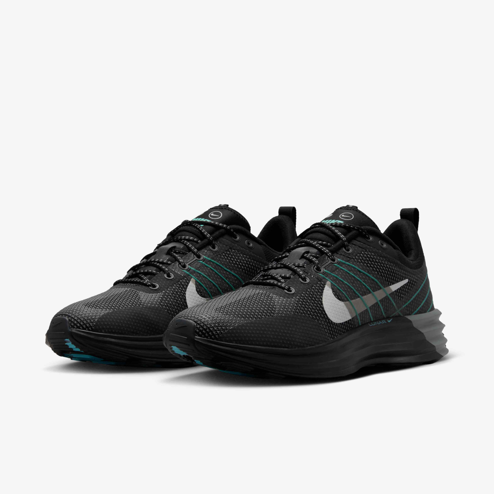 Кросівки чоловічі Nike Lunar Roam Premium Black HV2523-002