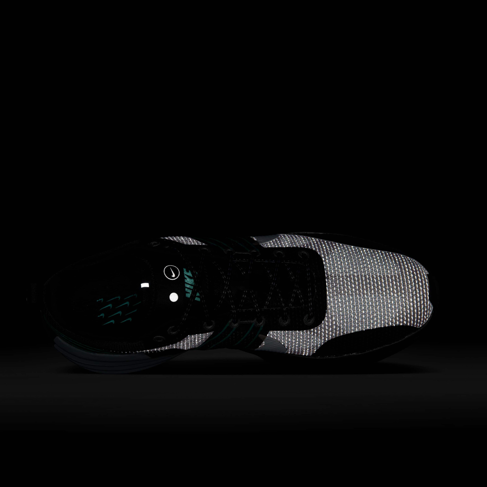 Кросівки чоловічі Nike Lunar Roam Premium Black HV2523-002