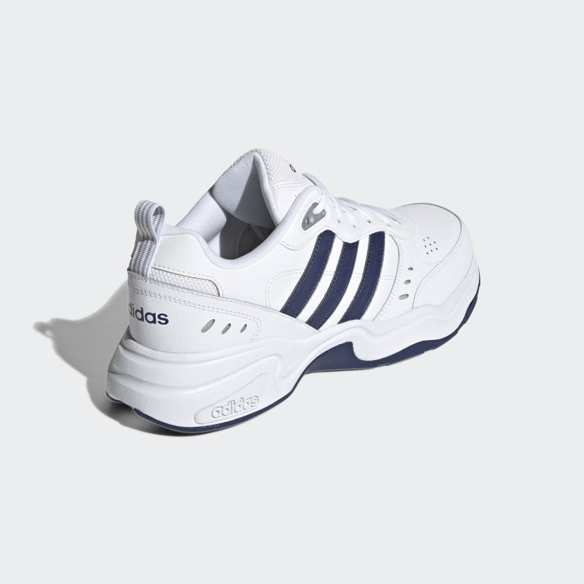 Кросівки STRUTTER EG2654 Adidas 8 (42) Білий EG2654