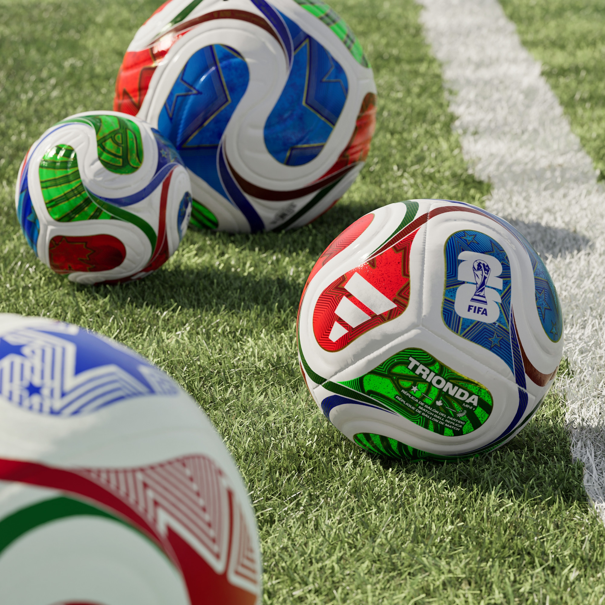 М'яч футбольний міні Adidas TRIONDA Mini 1,5 World Cup JD8049