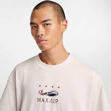 Футболка Nike Air (молочна) FZ7981-023