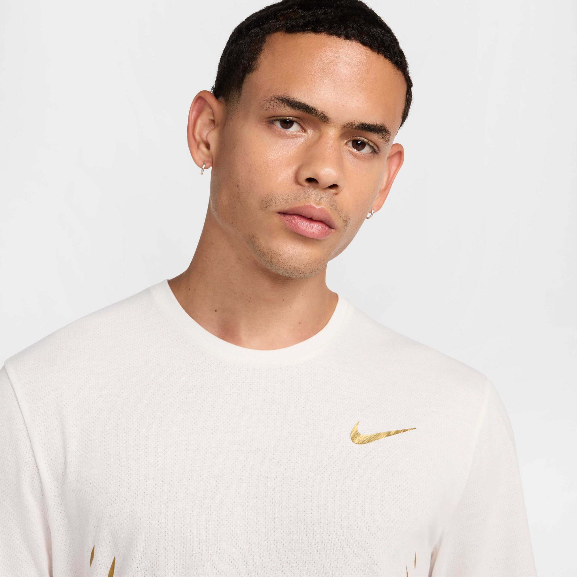 Футболка чоловіча Nike Dri-Fit White HJ3534-133