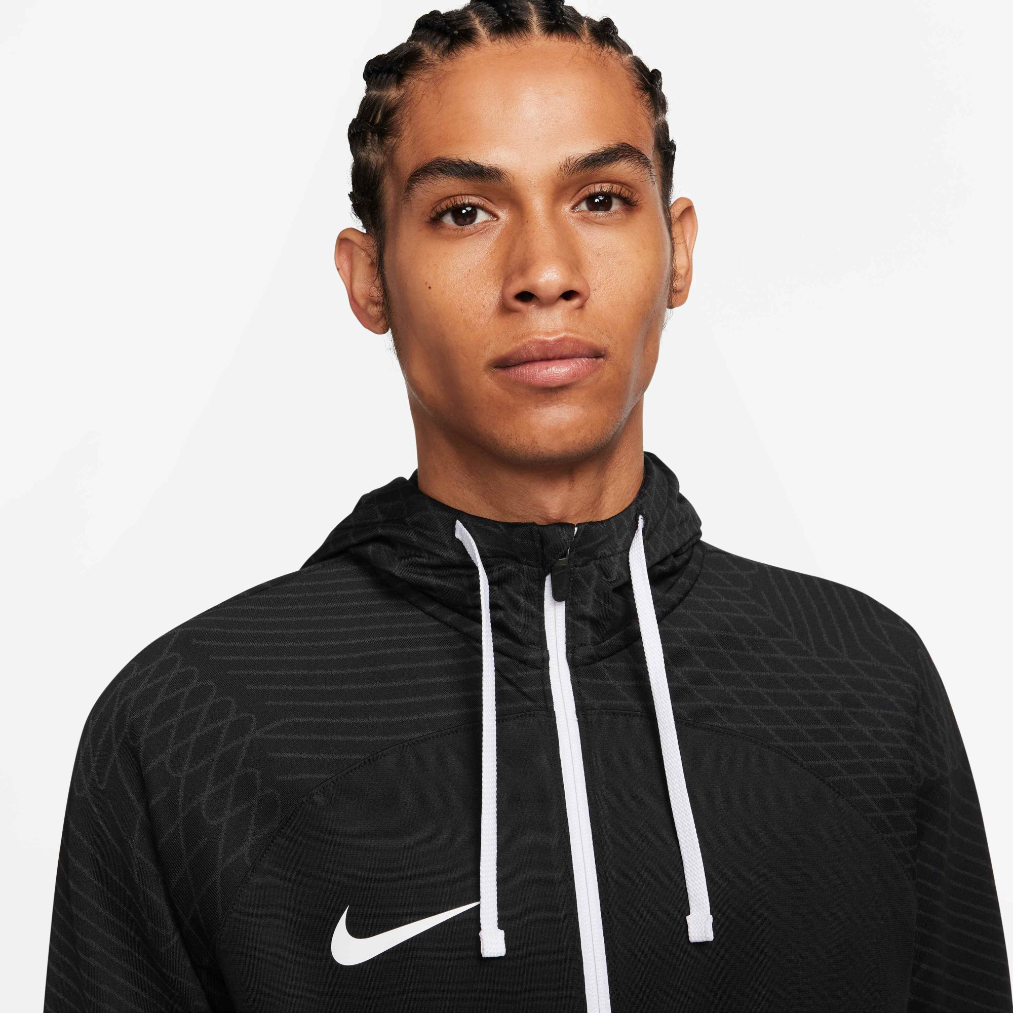 Толстовка Nike M DF STRK23 HD TRK JKT K DR2571-010
