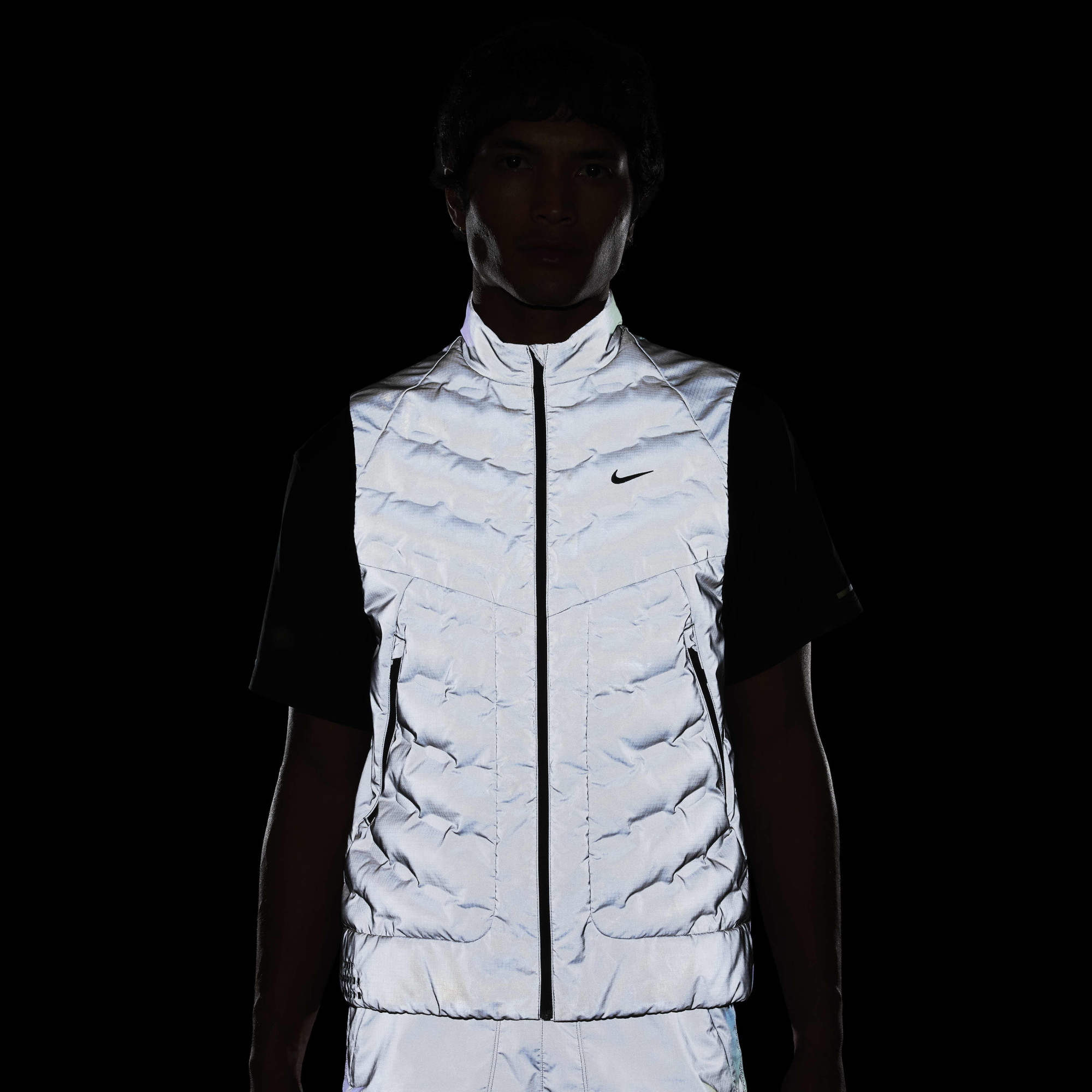 Жилетка чоловіча Nike Nk Tfadv Run Div Vest Grey FZ1131-035