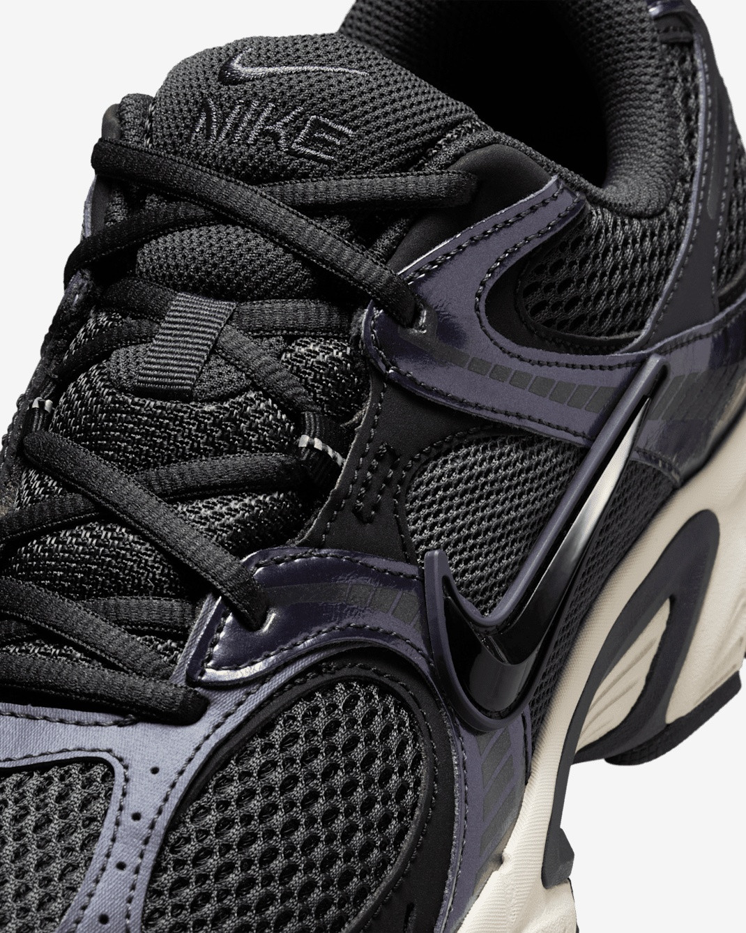 Кросівки Nike V5 RNR HJ5228-013