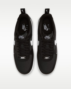 Кросівки Nike AIR FORCE 1 07 TECH ESS IR5599-001