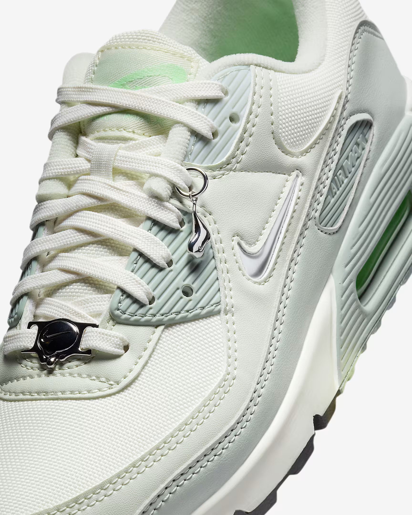 Кросівки Nike Air Max 90 Se Beige/Grey FN6948-100