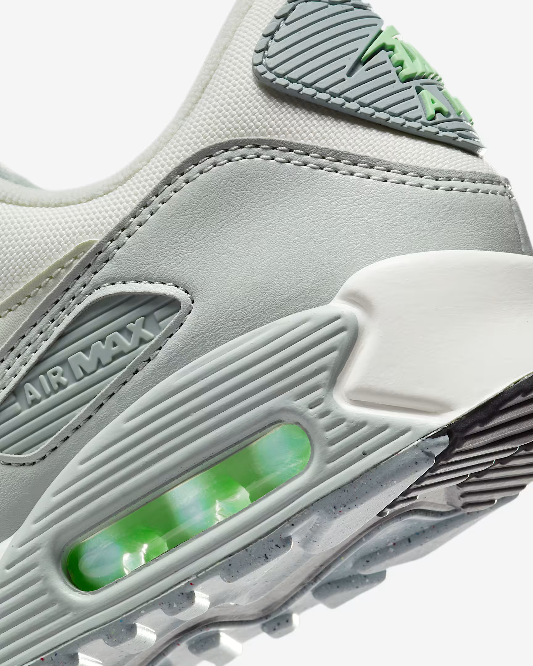 Кросівки Nike Air Max 90 Se Beige/Grey FN6948-100