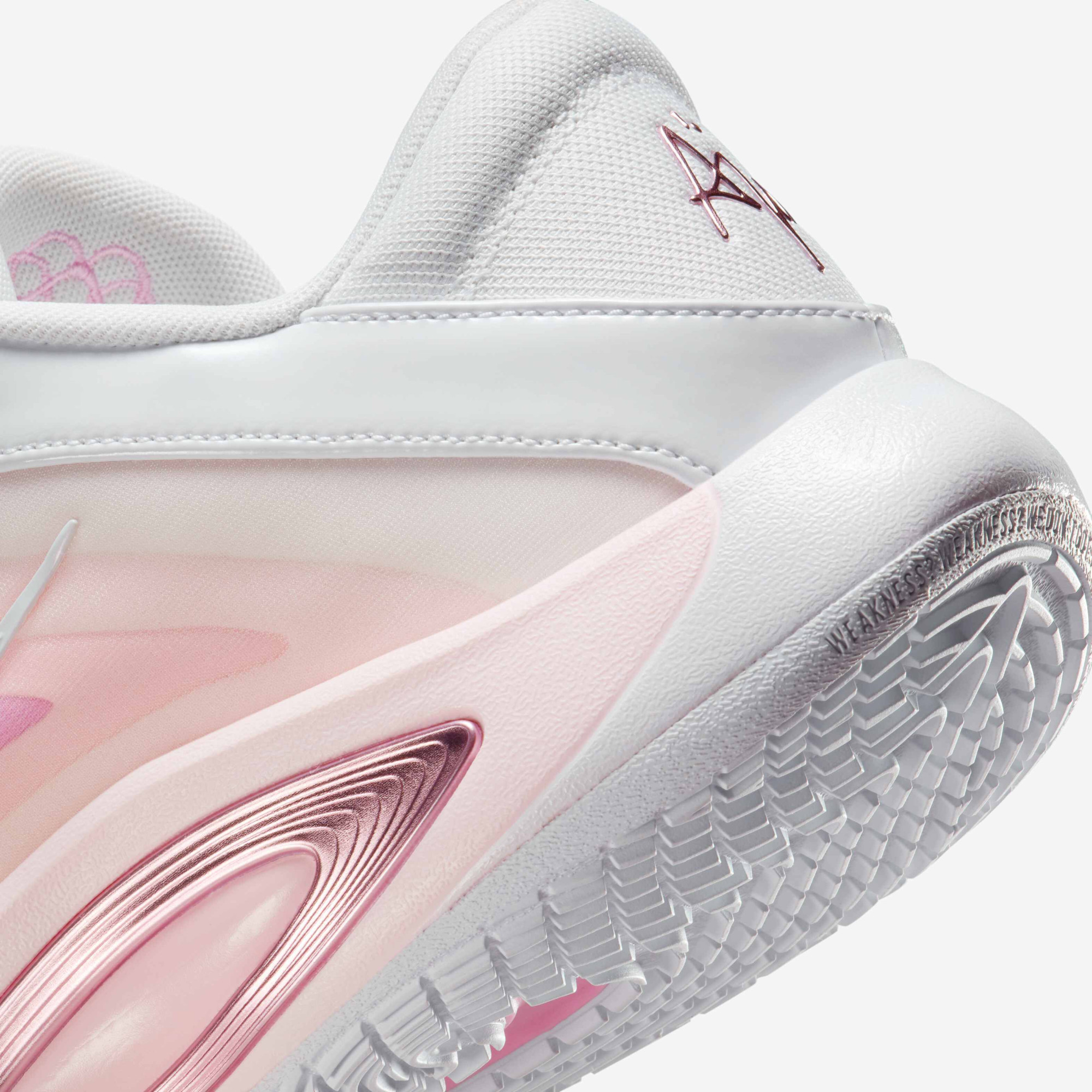 Кросівки Nike AONE FZ8605-101