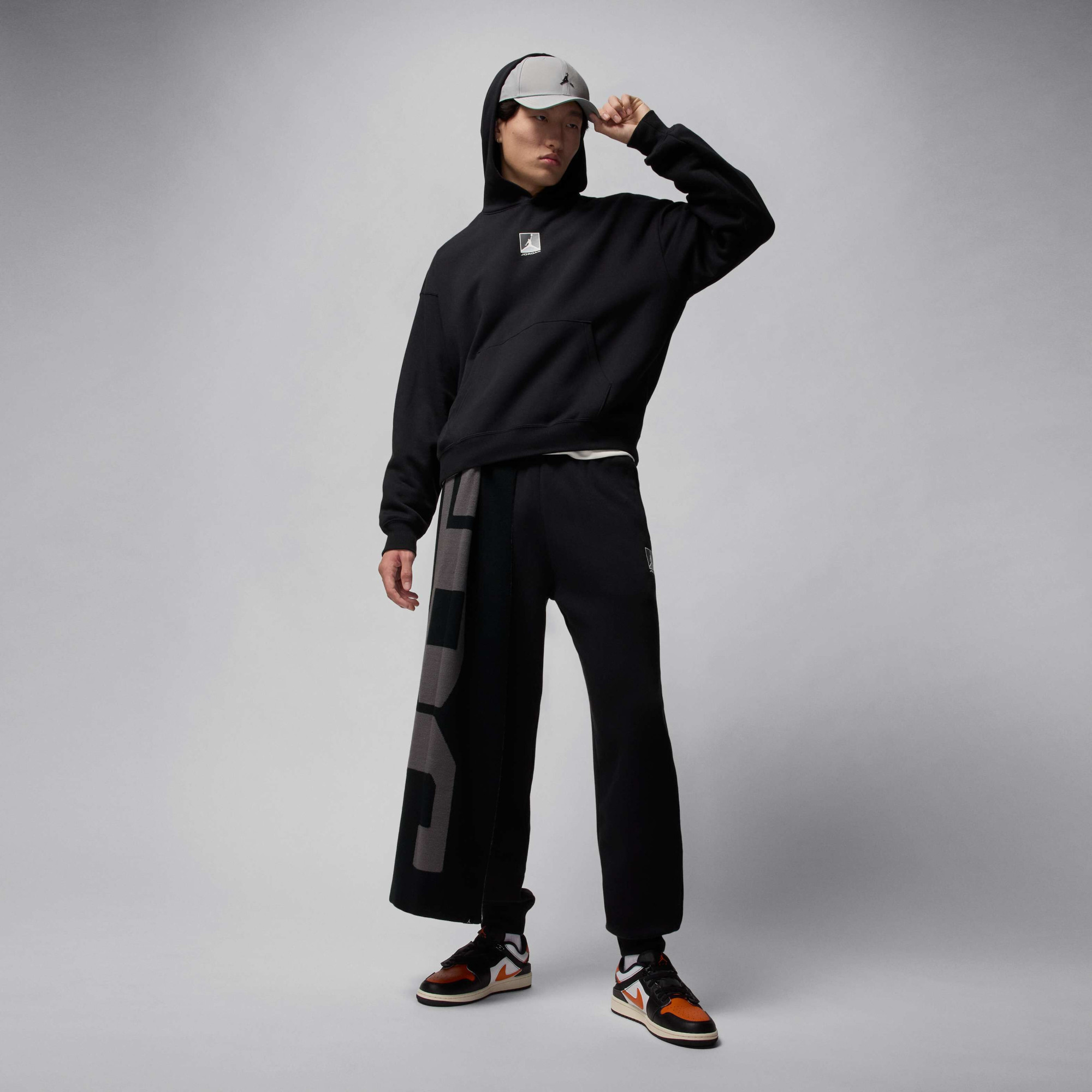 Худі чоловіче Air Jordan Brk Gfx Po Black HV0544-010