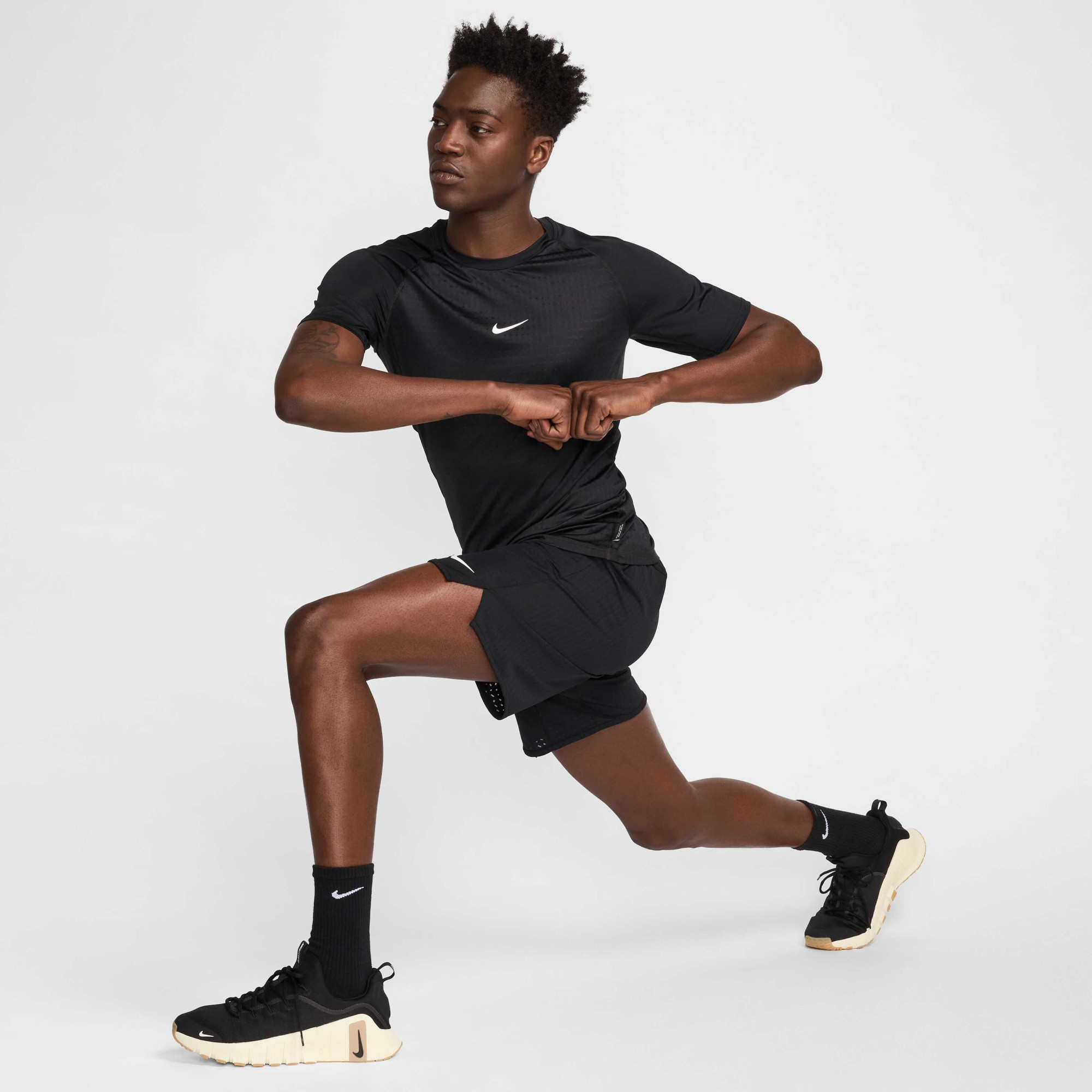 Футболка чоловіча Nike Pro Breathe Black HJ4055-010