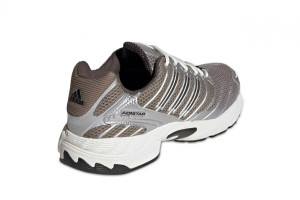 Кросівки Adidas ADISTAR CONTROL 3 HQ2723