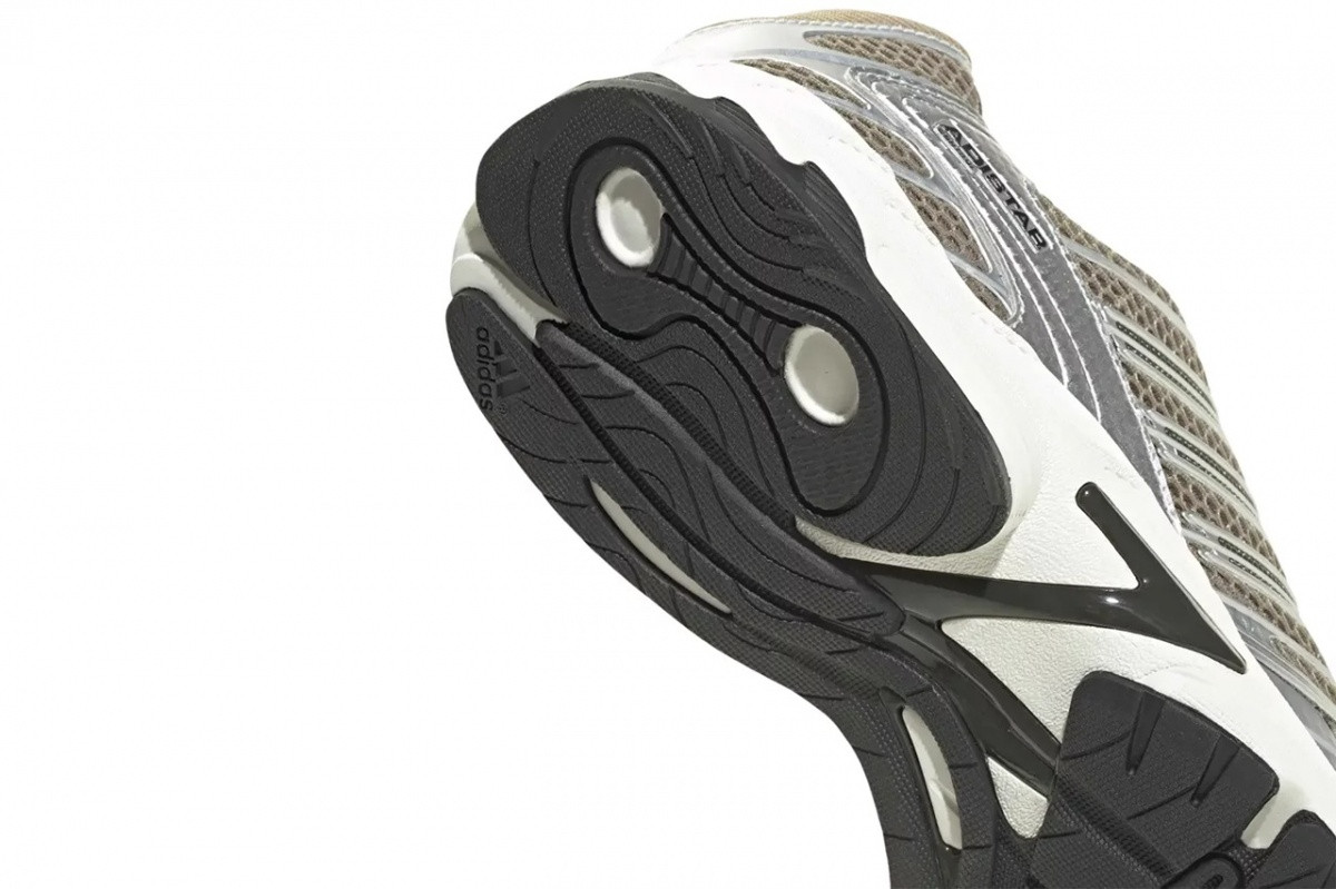 Кросівки Adidas ADISTAR CONTROL 3 HQ2723