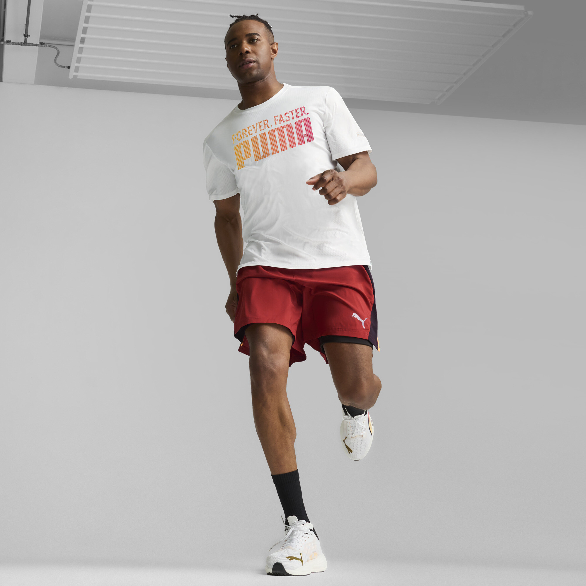 Футболка RUN FAVORTIES FOREVER FASTER T 526146-02