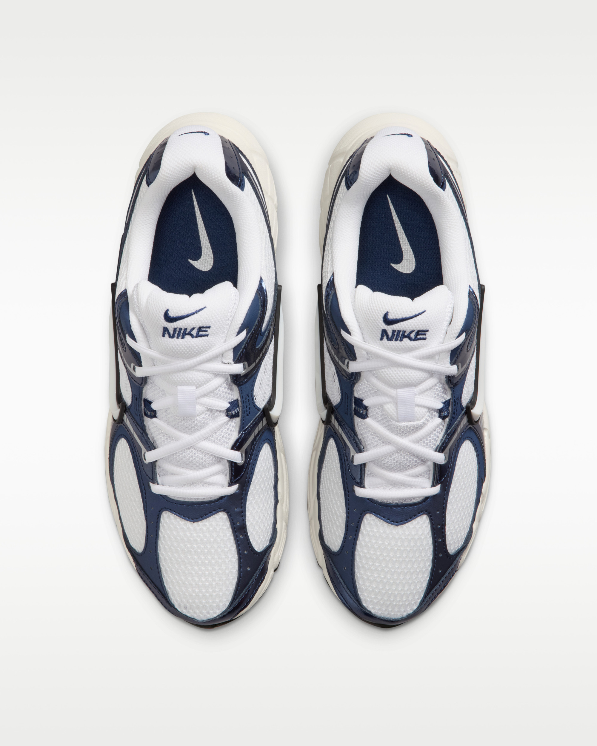 Кросівки Nike V5 RNR HJ5228-109
