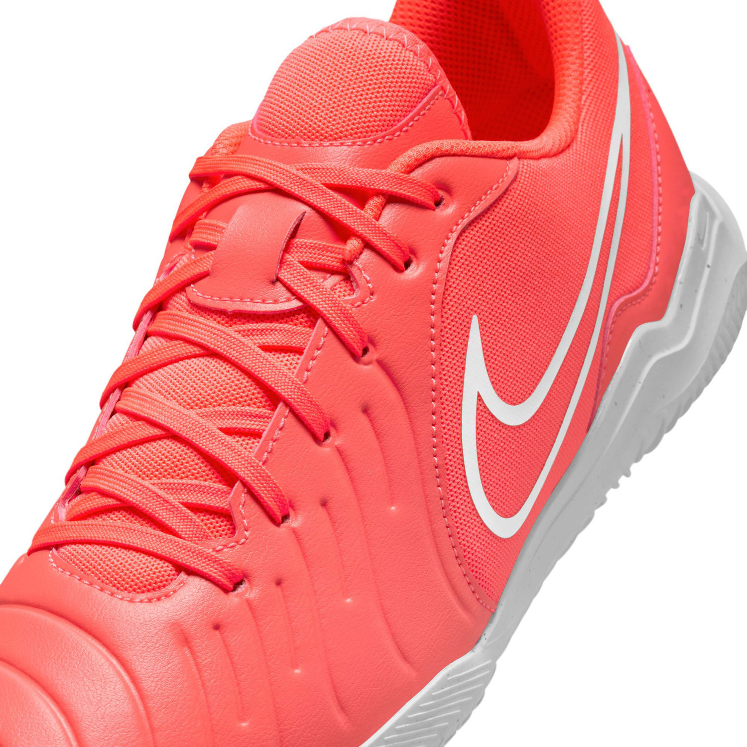 Бутси Nike LEGEND 10 CLUB IC DV4343-800