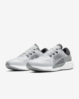 Кросівки Nike  Air Zoom Vomero 15 CU1855-003