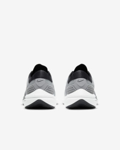 Кросівки Nike  Air Zoom Vomero 15 CU1855-003