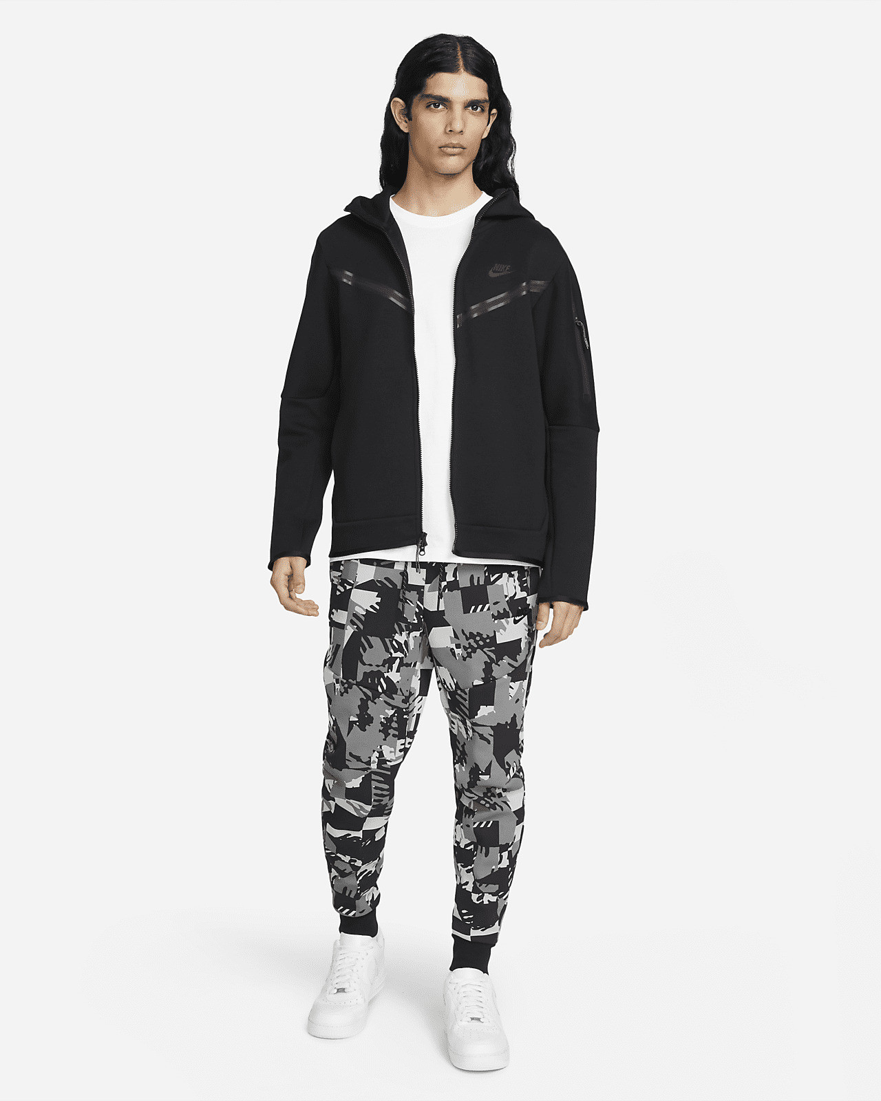 Брюки Nike M NSW TCH FLC AOP JGGR DM6472-077