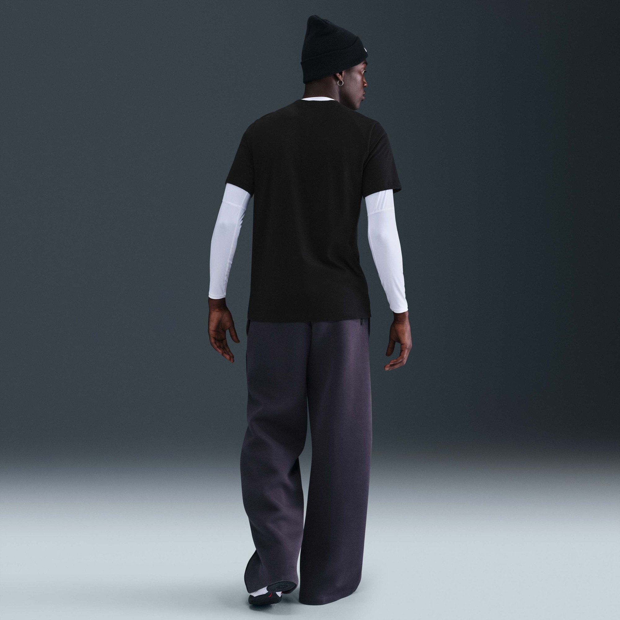 Футболка чоловіча Nike Total 90 Tee Black HV1709-010