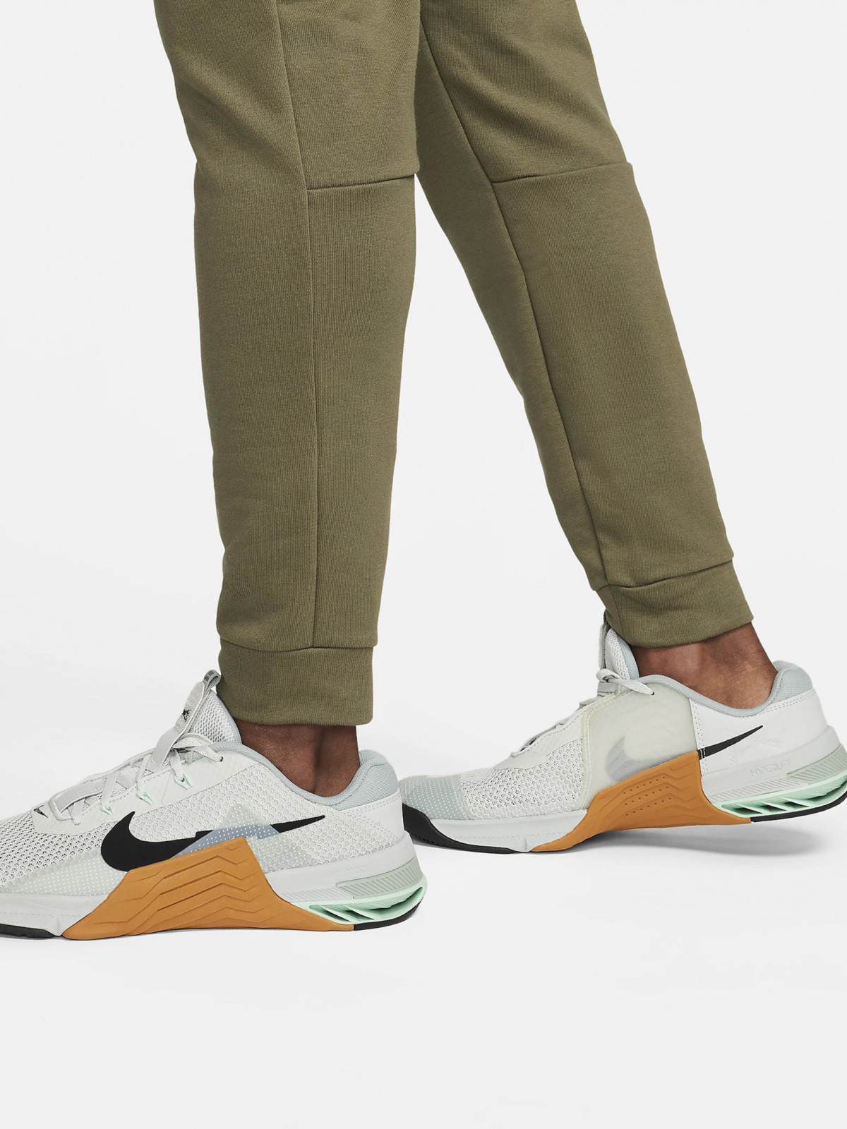 Штани M NK DF PNT TAPER FL CZ6379-222 Nike S Хакі CZ6379-222