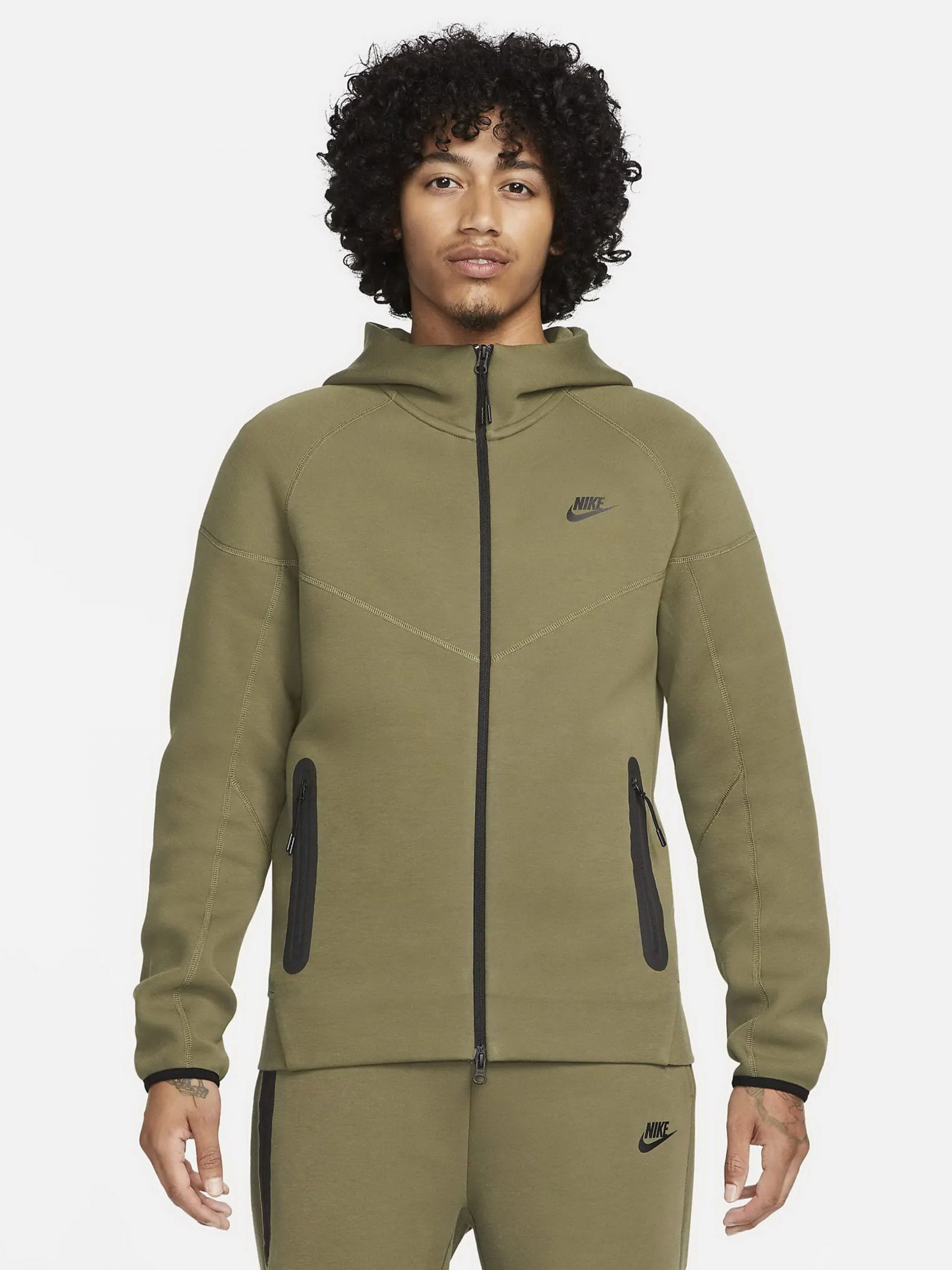 Спортивний костюм Nike Sportswear Tech Fleece Tracksuit Green FB7921-222__FB8002-222