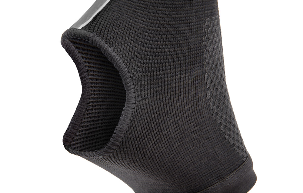 Фіксатор щиколотки Adidas Performance Ankle Support чорний, синій Уні S ADSU-13311BL