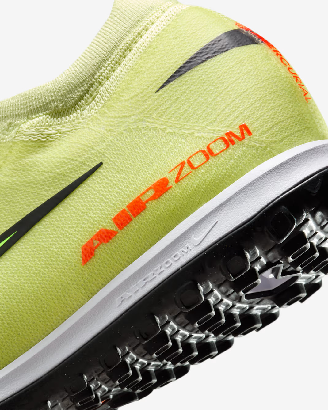 Сороконіжки Nike ZOOM VAPOR 16 PRO TF FQ8687-300
