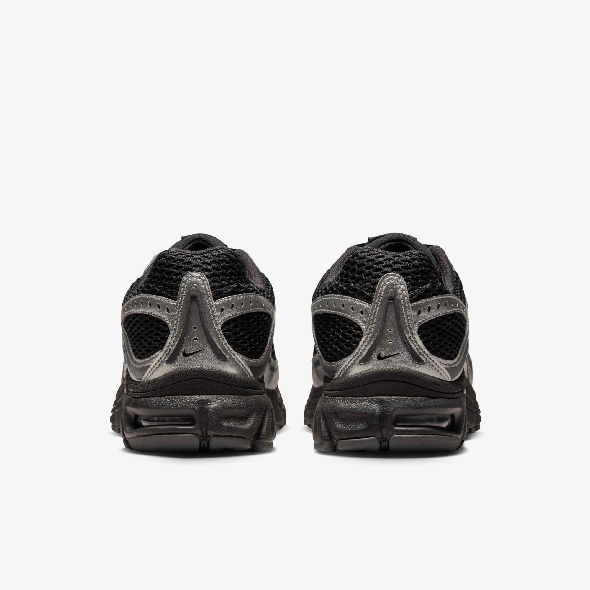 Кросівки Nike W AIR MAX MOTO 2K HQ2056-007