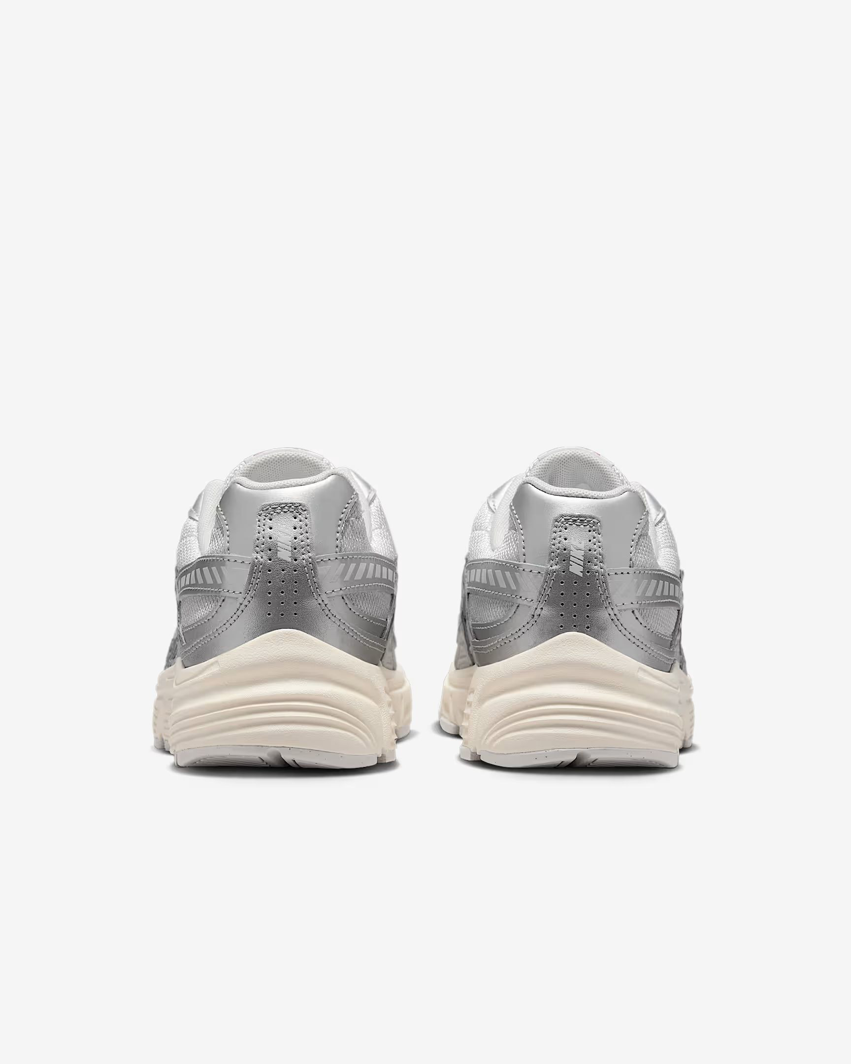 Кросівки Nike Initiator IB4483-078