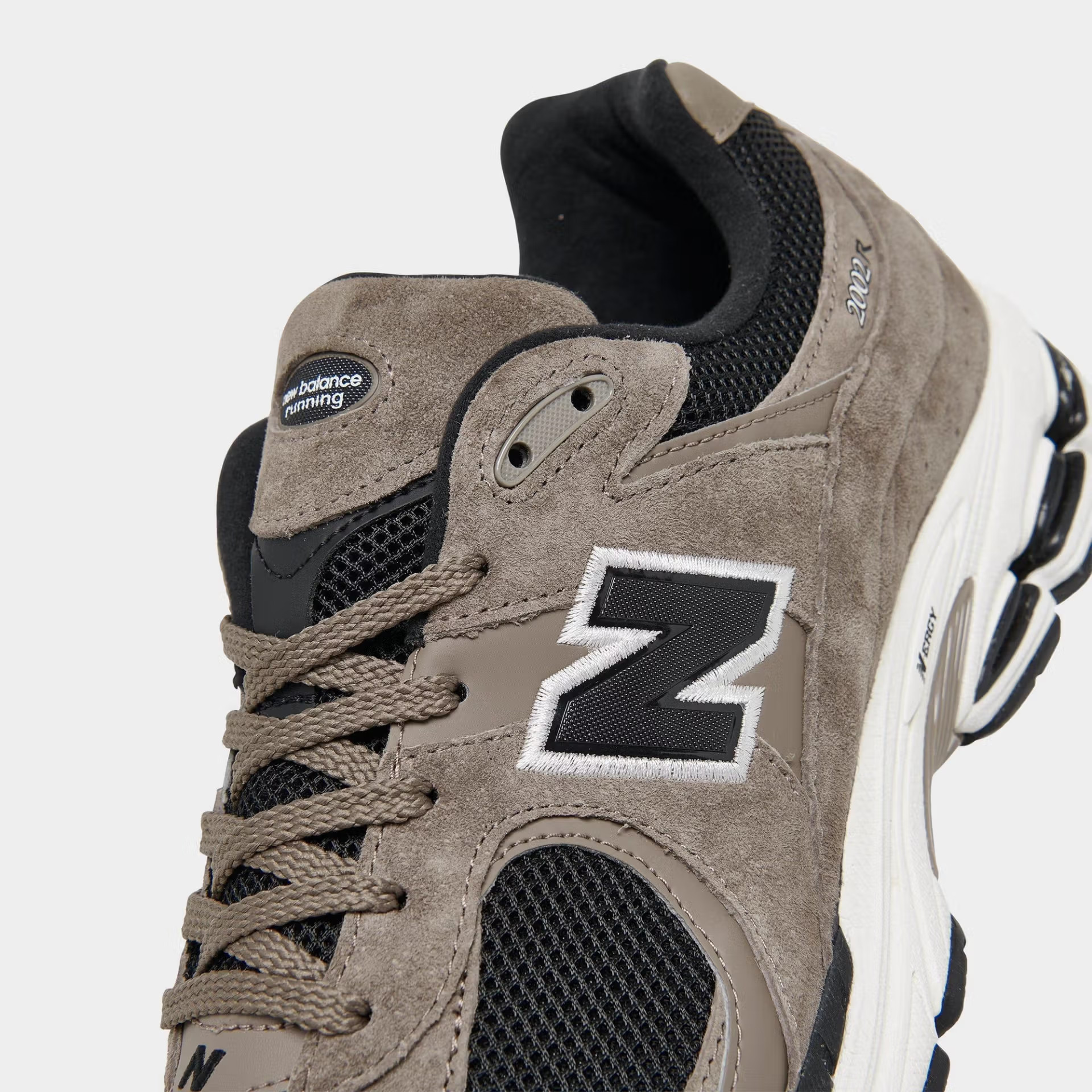 Кросівки чоловічі New Balance 2002R Grey/Black M2002RTJ