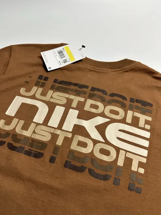 Футболка Nike Crew Reverb white IB3748-237