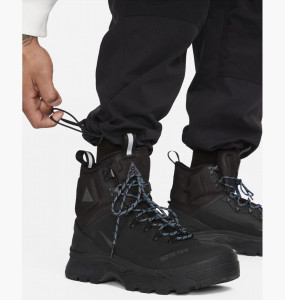 Штани Nike M ACG SMITH SUMMIT CRG PANT FN0428-010