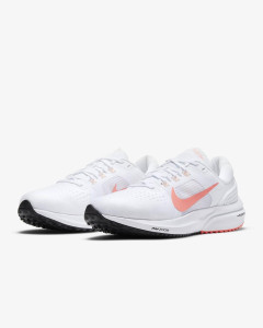 Кросівки бігові Nike Air Zoom Vomero 15 CU1856-102 CU1856-102