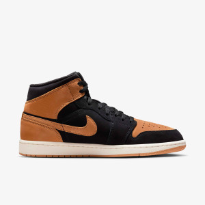 Кросівки чоловічі Air Jordan 1 Mid SE HV4091-002