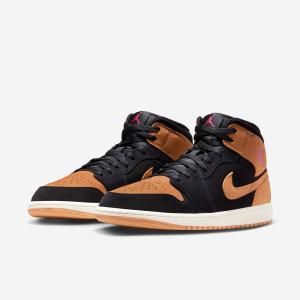 Кросівки чоловічі Air Jordan 1 Mid SE HV4091-002