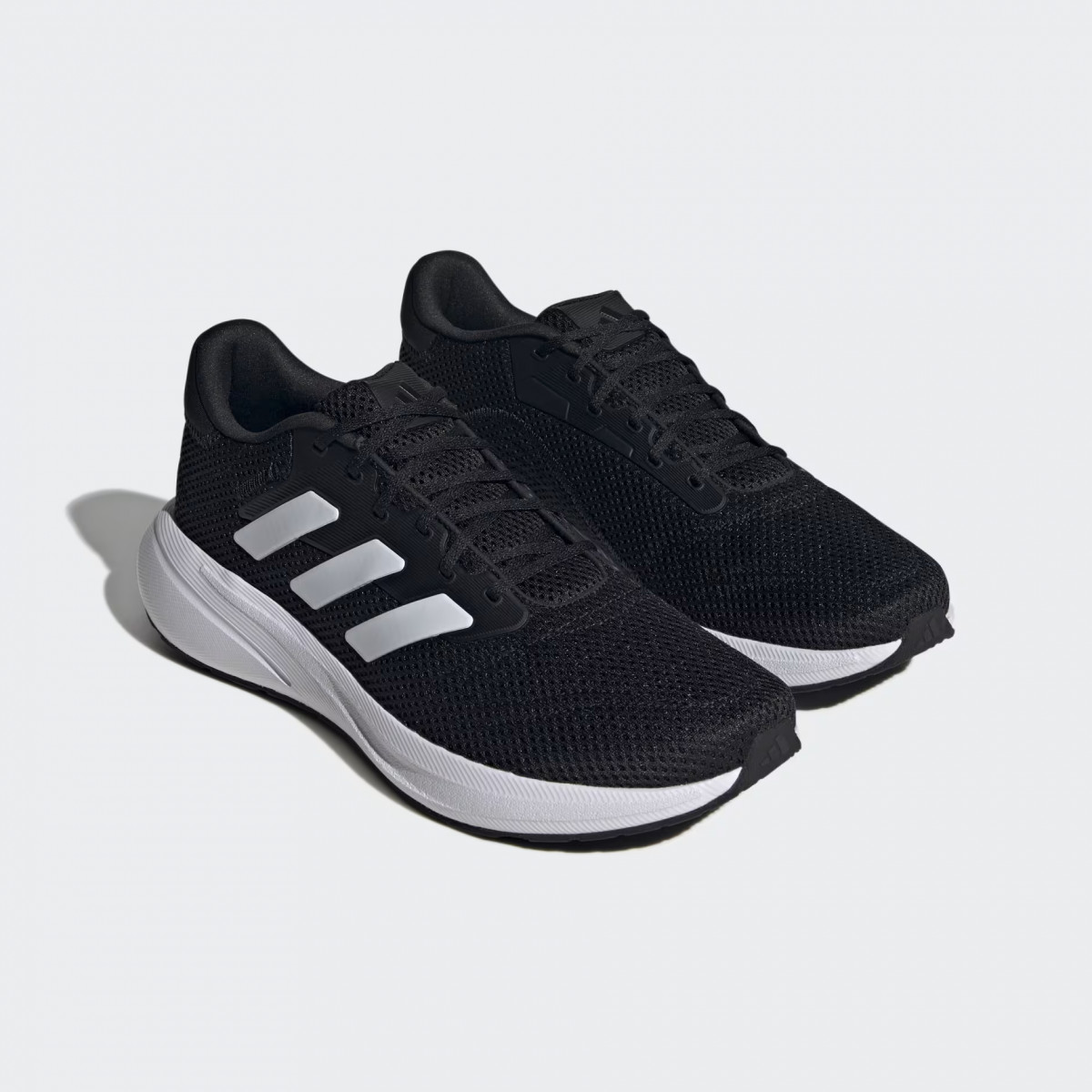 Кросівки RESPONSE RUNNER ID7336 Adidas 10 (44,5) Чорний ID7336