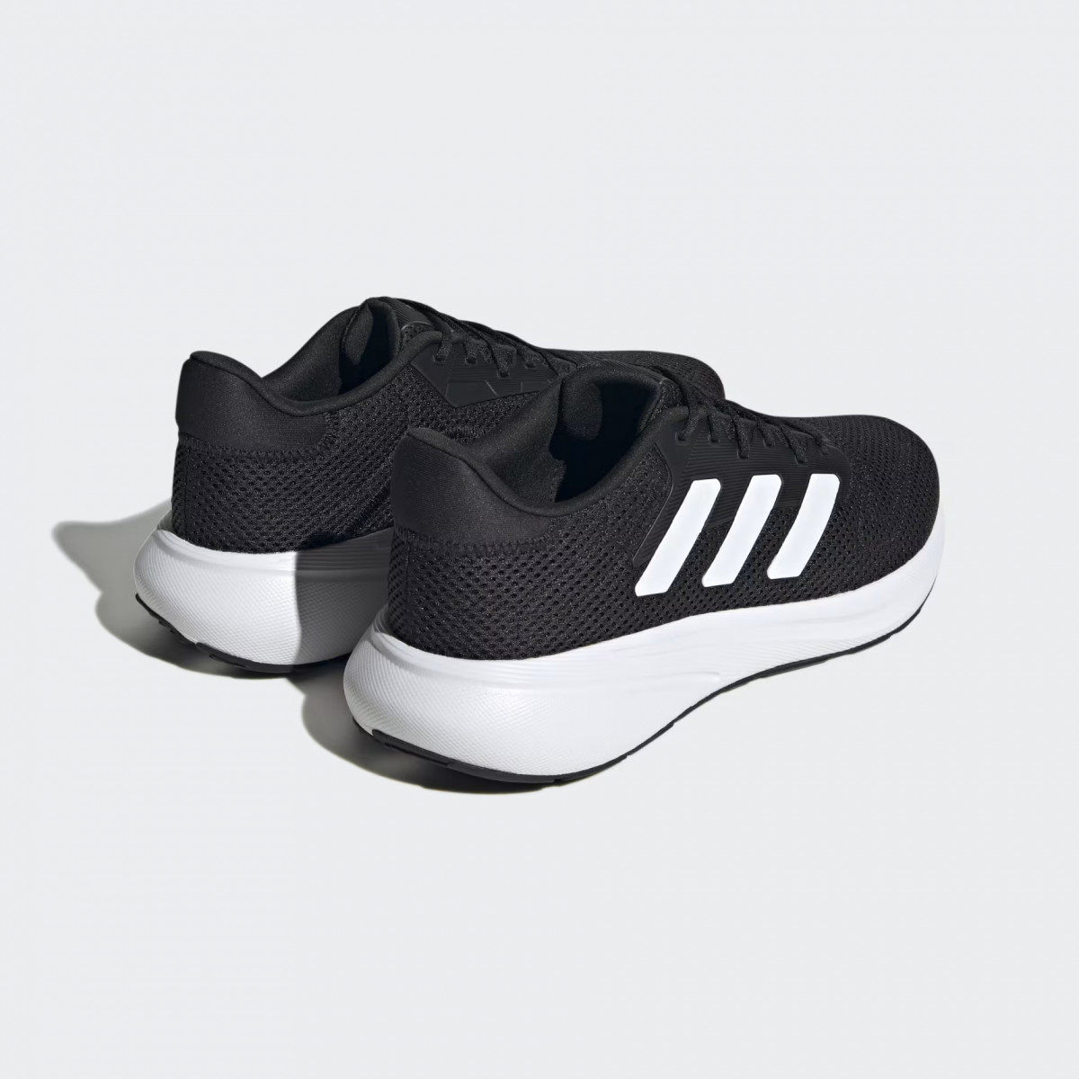 Кросівки RESPONSE RUNNER ID7336 Adidas 10 (44,5) Чорний ID7336