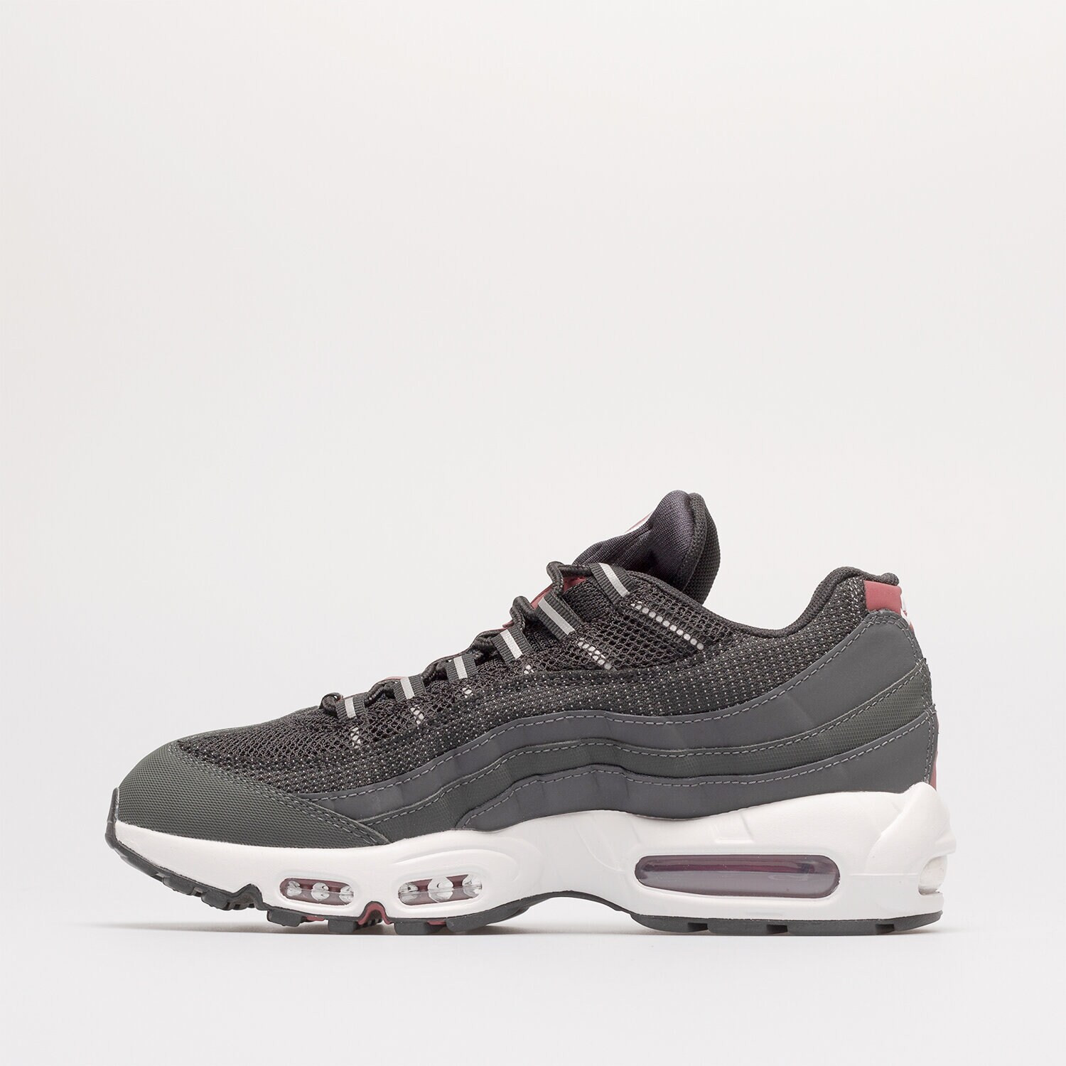 Кросівки Nike Air Max 95 Essential DQ3982-001