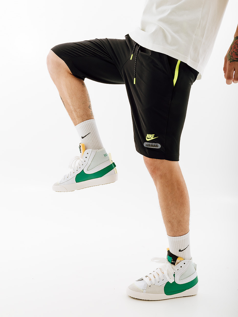 Шорти Nike M NSW AIR MAX PK SHORT FB2477-010