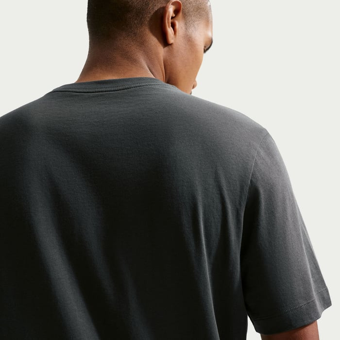 Футболка U NSW TEE STD BLUR FUTURA IH1131-060 Nike M Темно-сірий IH1131-060