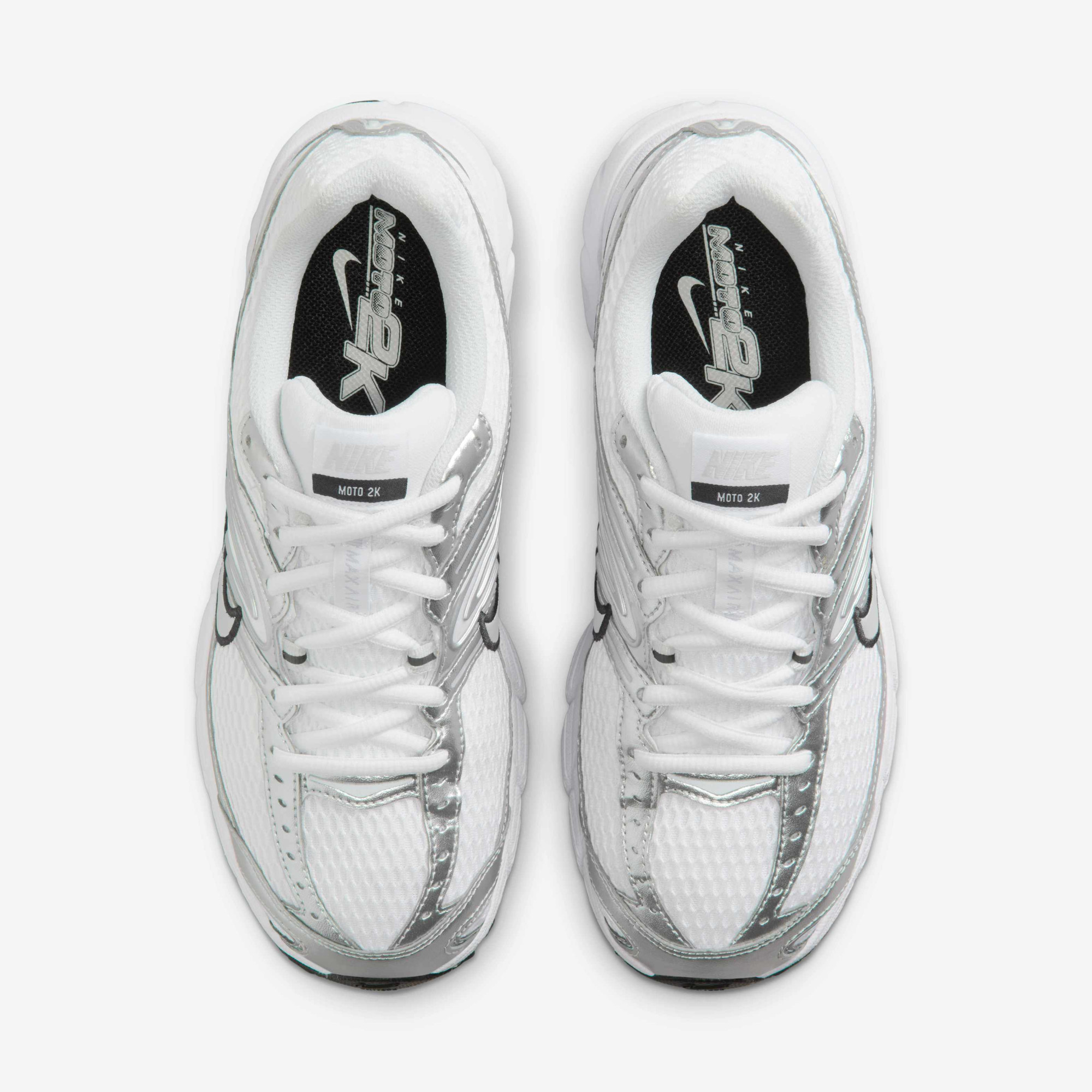 Кросівки Nike W AIR MAX MOTO 2K HQ2056-103