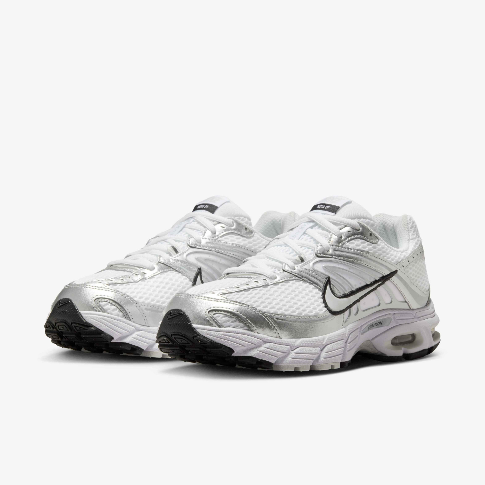 Кросівки Nike W AIR MAX MOTO 2K HQ2056-103