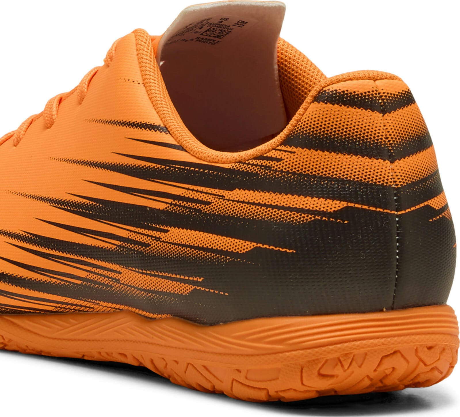 Футзалки дитячі Puma Attacant It Jr 108498-04, Цвет Оранжевый, Размер (Европа) - 34.5 108498-04